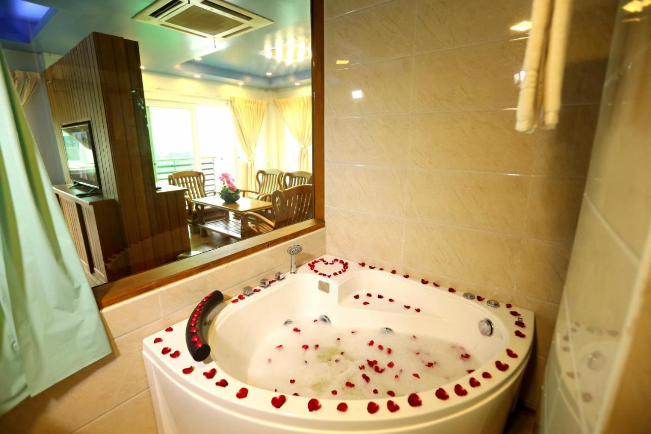 Hotel Sincere Smile Янгон Екстер'єр фото